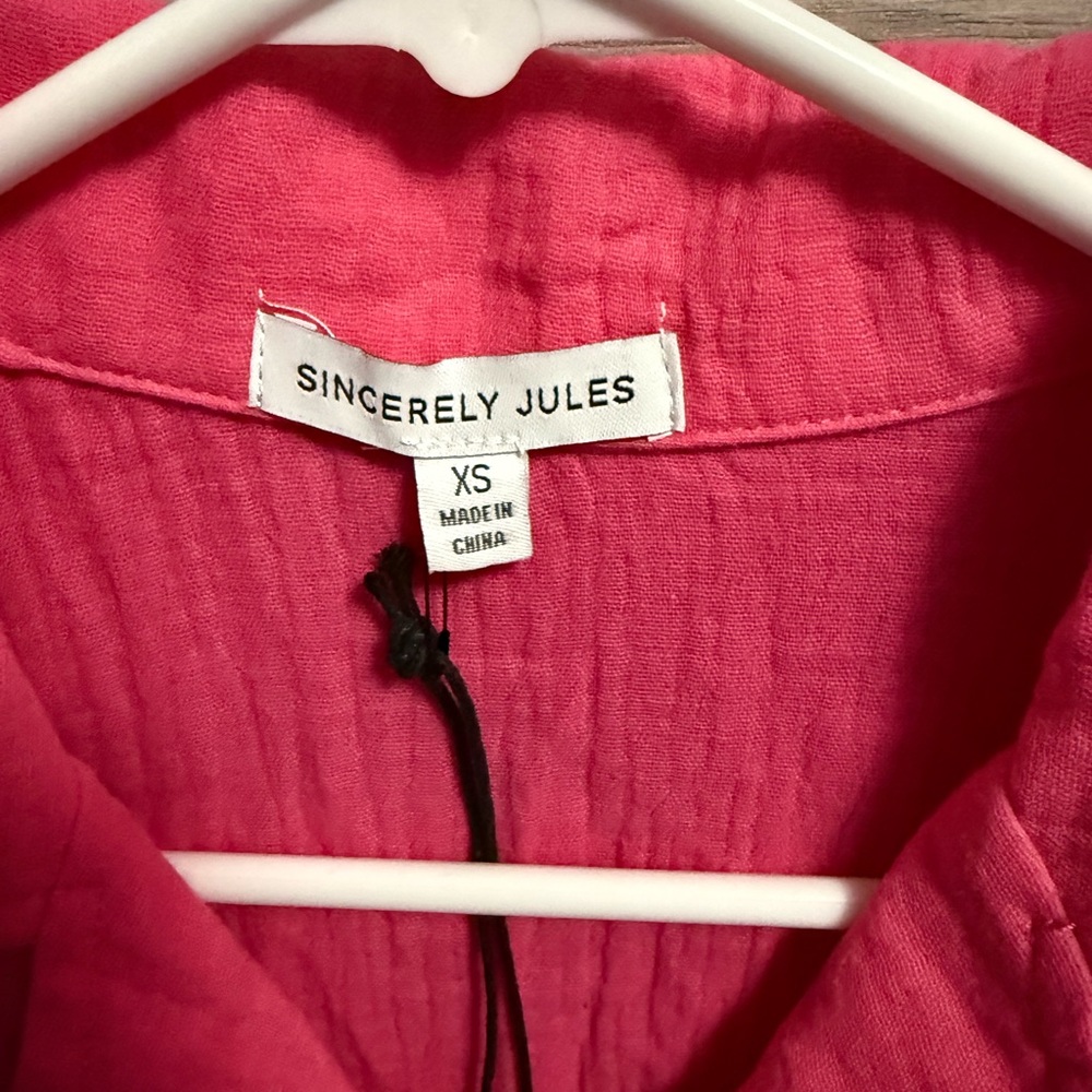 NWT Sincerely Jules 100% cotton hot pink short sleeve button down - Picture 4 of 6
